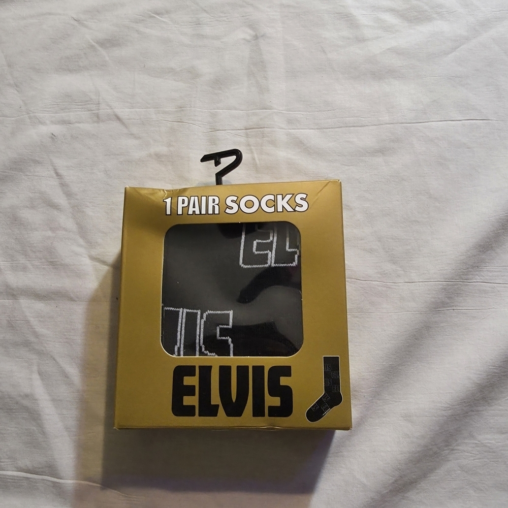 Elvis Presley Black and White Logo  Casual Size 9-12 Unisex